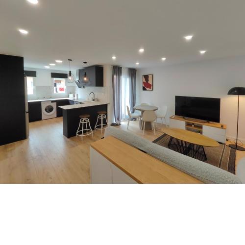 Fantastic apartment Sant Adria Beach