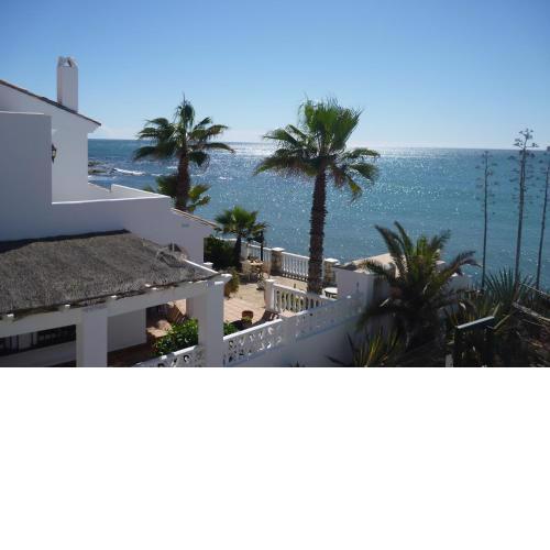 Fantastic Beachfront Apt El Faro - Arkadia Beach