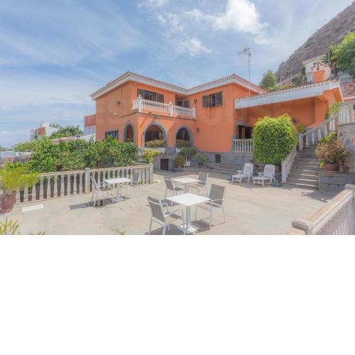 Fantastic Rural House with Pool and terrace