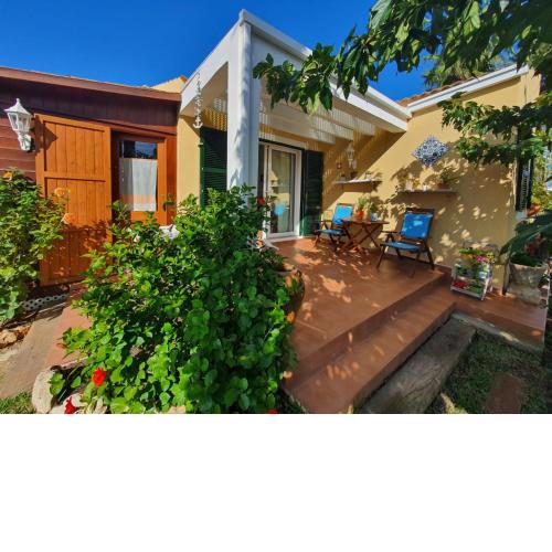 FANTASTICO apartamento con jardín privado y piscina PARA 4 PERSONAS en Cap d'artrutx en Ciutadella de Menorca