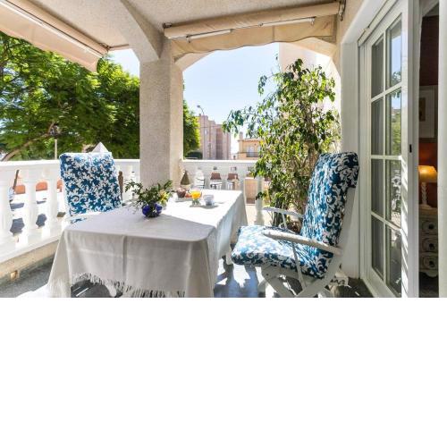 Fantástico apartamento con piscina