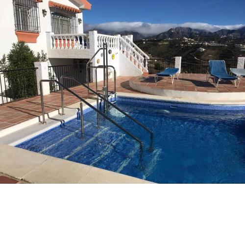 Fantastisk 10+5bädds Villa i Torrox/Nerja -Spanien