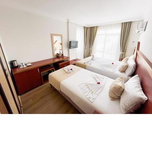 Far Life Hotel