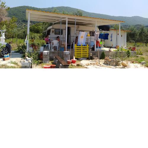 Farm Karavostasi