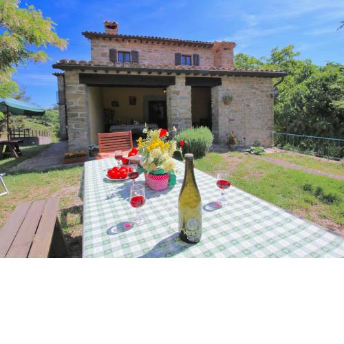 Farmhouse in Apecchio with Swimming Pool Terrace Garden