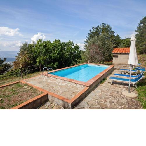 Farmhouse in Castelfranco Piandisc with Garden