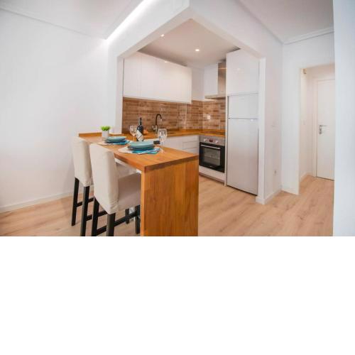 Feines Appartement mit Hafenblick (Club Nautico)