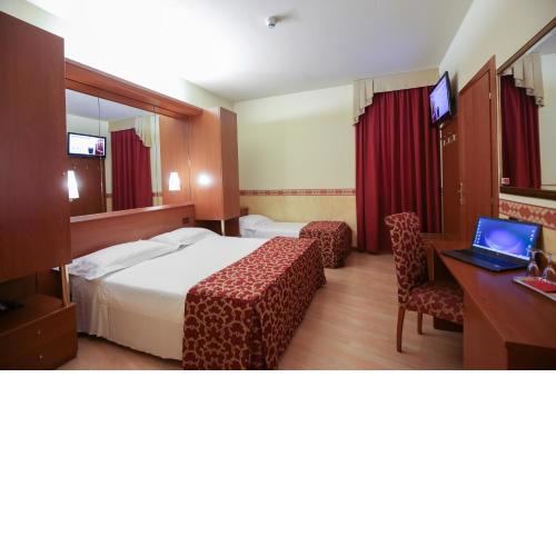Felix Hotel