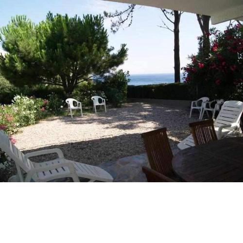 Fener de Baix 83 casa con jardín y vistas al mar