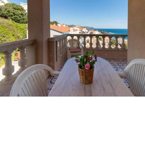 Fener de Dalt 87 apartamento con terraza