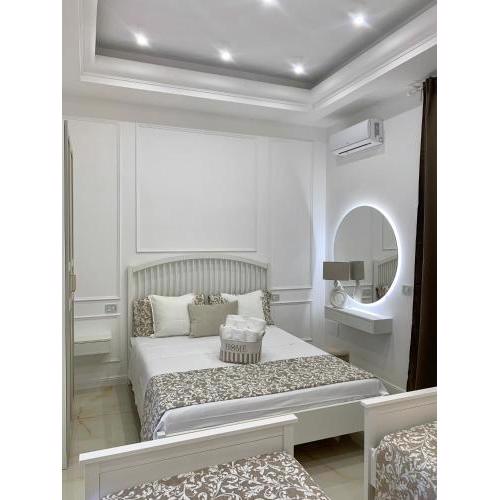 Ferdinando's Home