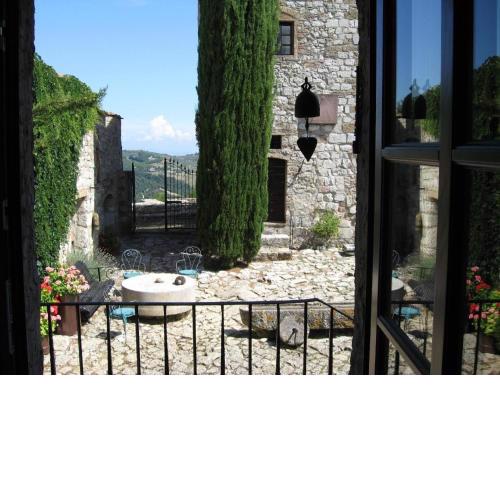 Ferien in einem Benediktiner-Kloster Naehe San Gimignano