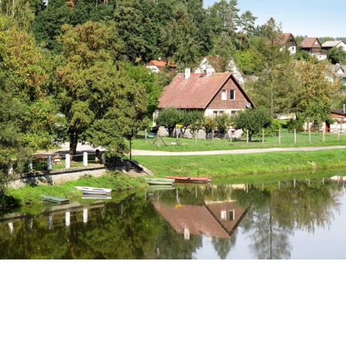 Ferienhaus am Fluss 100S