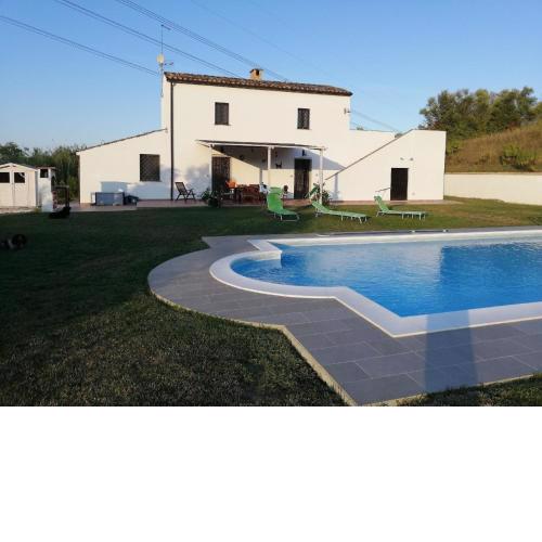 Ferienhaus mit Privatpool für 6 Personen ca 120 m in Picciano, Adriaküste Italien Küste von Abruzzen