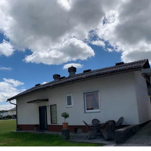 Ferienhaus Rafaela mit Privatstrand