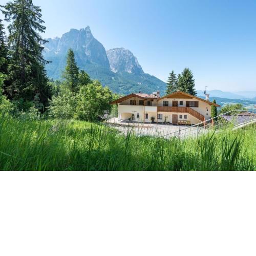 Ferienwohnung mit traumhaftem Ausblick auf die Dolomiten
