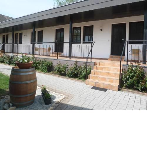 Ferienwohnungen & Weingut Kroiss Silvia