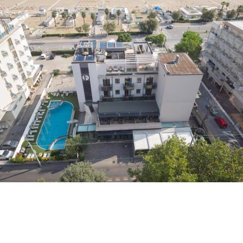 Ferretti Beach Hotel