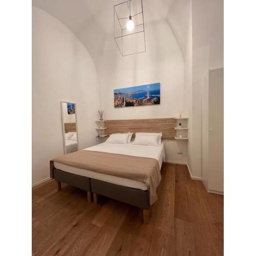 Fiftythree house - in the heart of Napoli