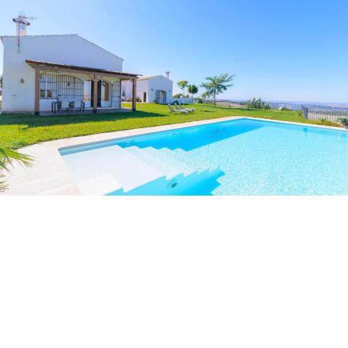 Finca Las Encinillas Arcos de la Frontera by Ruralidays