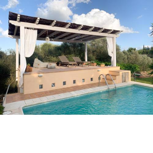 Finca mit privatem Pool und Klima, ruhige Lage