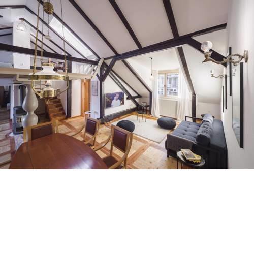 Fine Three-Bedroom Gregorciceva Apartment