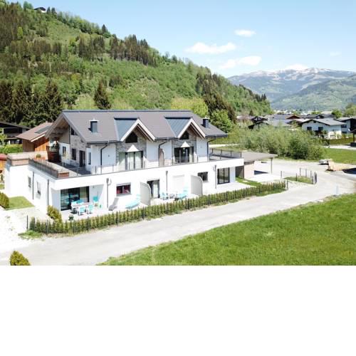 Finest Kitzblick Golf Suites by All in One Apartments