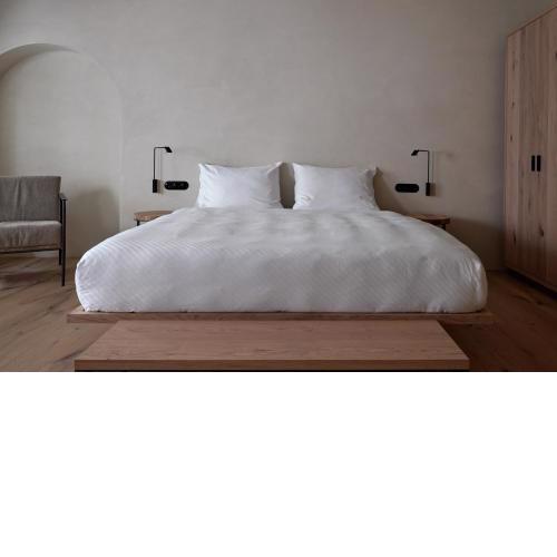 fink Restaurant & Suites