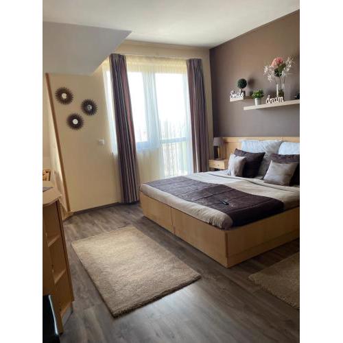 Fiore Apartman****
