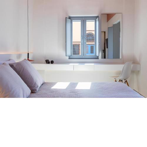 Fira Pulsar Rooms