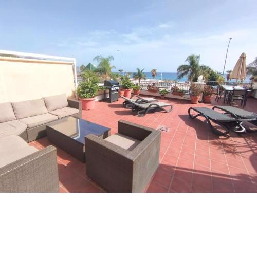 First Beach line apartment with 3 bedrooms and parking, Nerja
