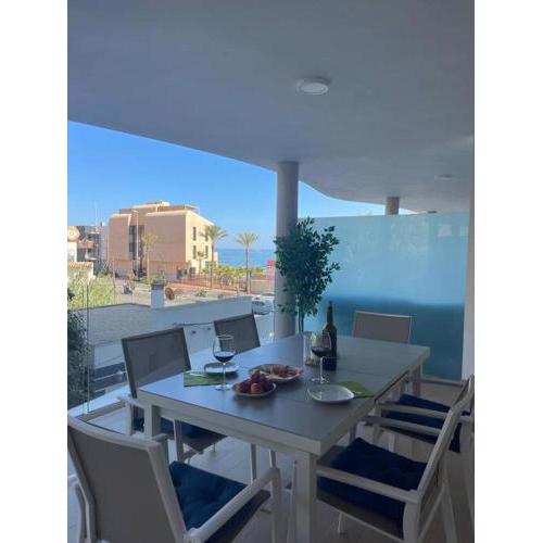 First Line Beach Apartment With Sea View