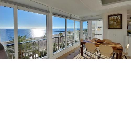 FirstLine BeachView