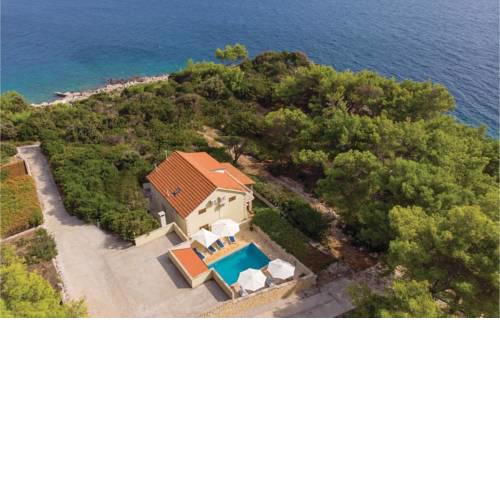 Five-Bedroom Holiday Home in Prizba