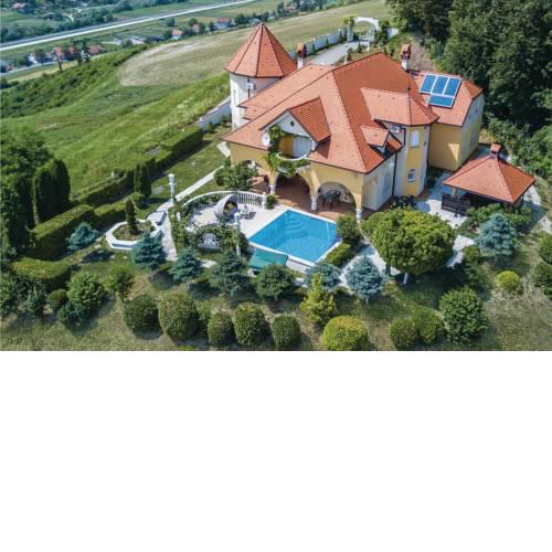 Five-Bedroom Holiday Home in Sv.Kriz Zacretje