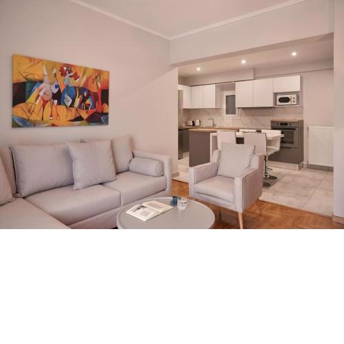 Fix 2bd apartment with Parthenon view