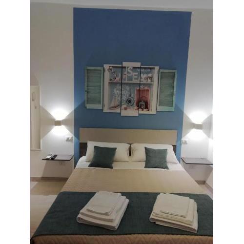 Flamingo Rooms