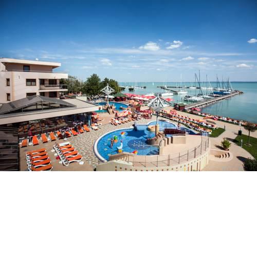Flamingó Wellness Hotel