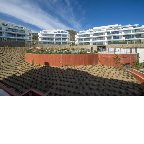 Flat Deluxe&Pool Higueron West