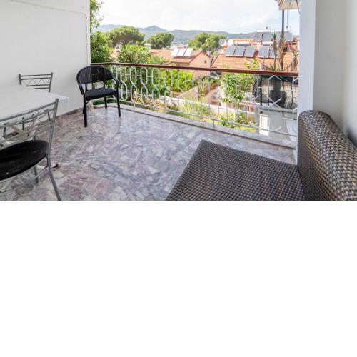 Flat w Balcony and Garden 25 min to Oludeniz