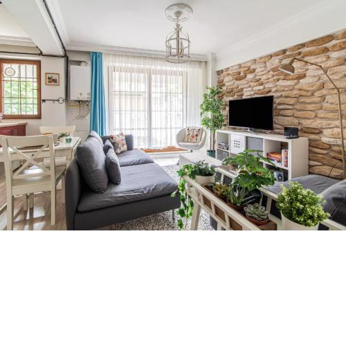 Flat with Backyard Close to Sapphire Shopping Mall