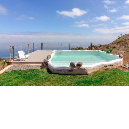 Flatguest Charming House + Pool + Terrace + Views