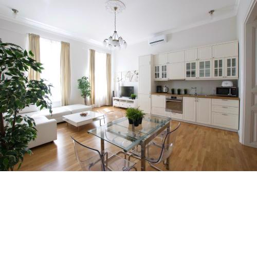 FLATIRON BUDAPEST - by Hi5 Apartments