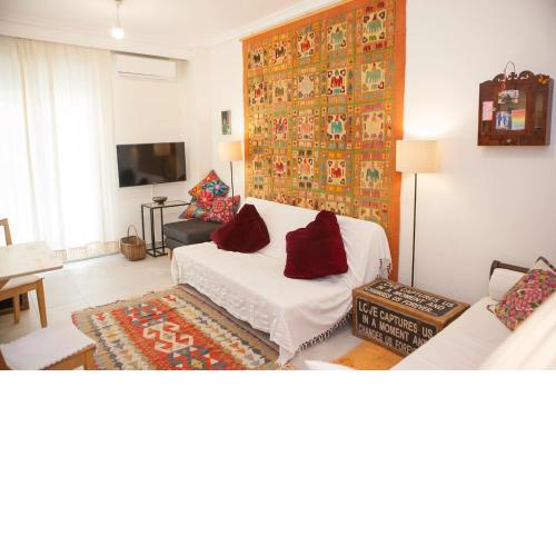 #FLH - Ethnic Flat, St Dimitrios