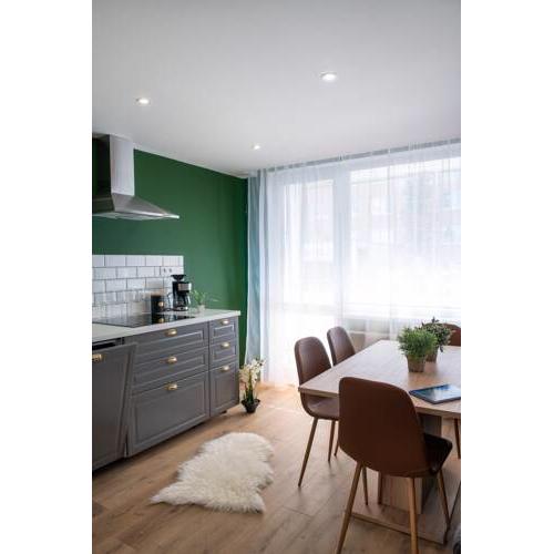 Flora Apartment