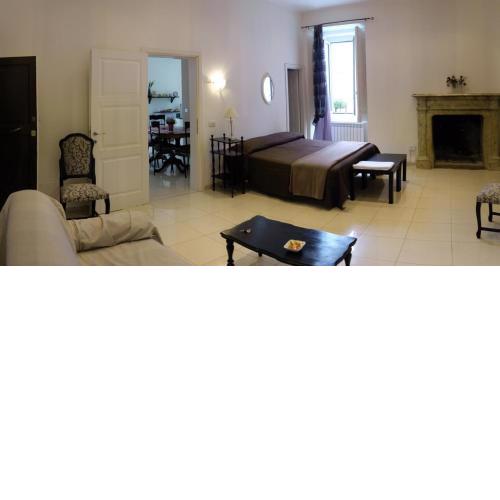 Flora Rooms