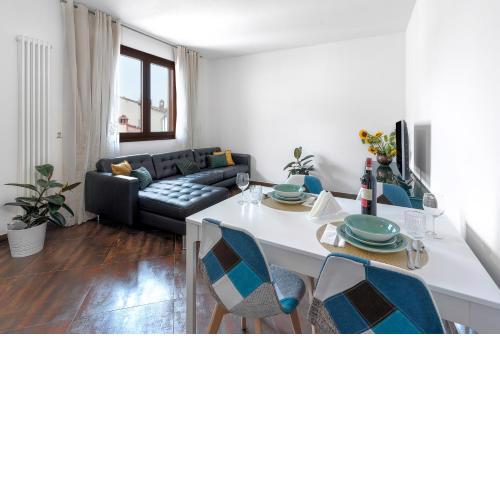 FLORENCE GIANNOTTI HOME