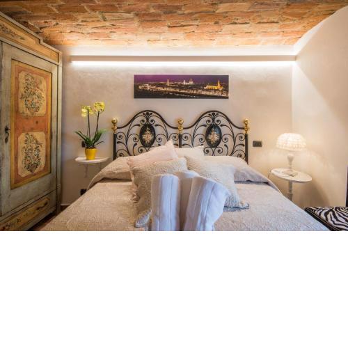 Florence Luxury House