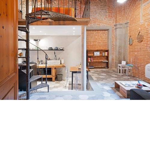Florence Oltrarno Duplex Apartment