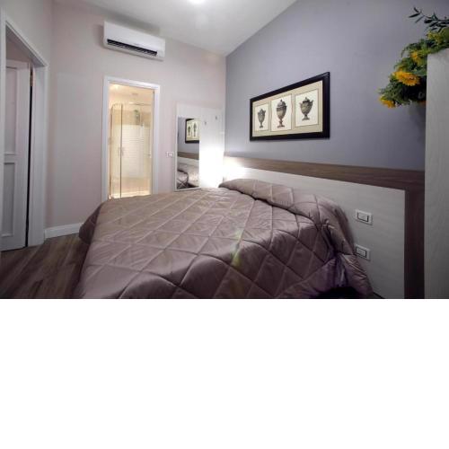 FLORENCE ROOMS67
